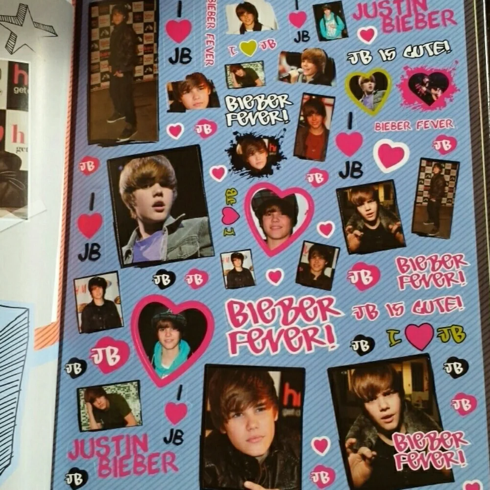Justin Bieber set three